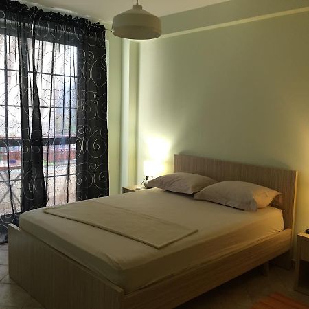 Andi Apartments Tirana Exterior photo